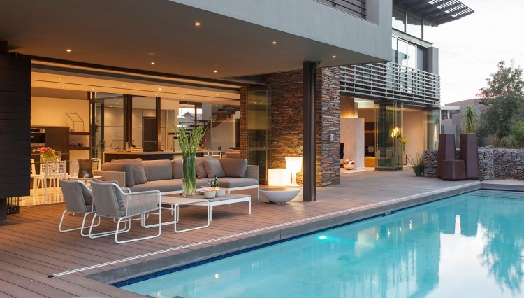 3wooden-decking-exterior-interior-big-modern-house-design